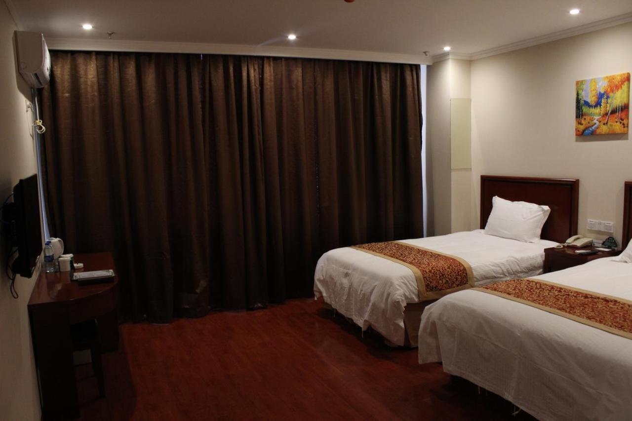 Greentree Inn Yiyang City Anhua County Anhua Grand Theatre Express Hotel Bagian luar foto